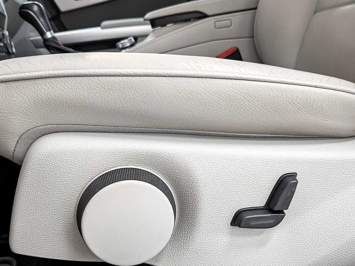 Б/У Мерседес-Бенц ГЛК-Класс 2009 года. Фото: #25