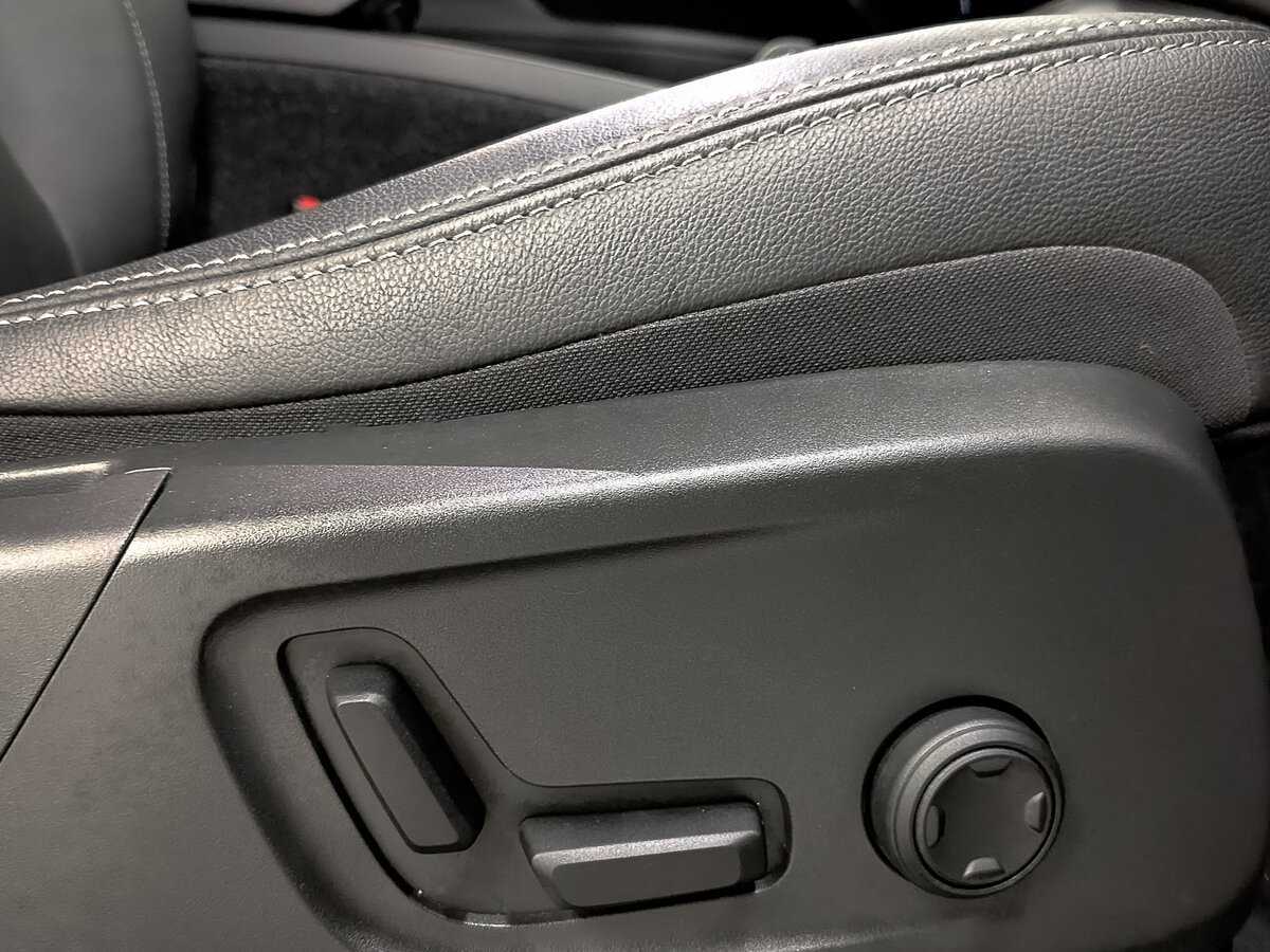 Б/У Вольво ИксЦ40 2020 года. Фото: #23