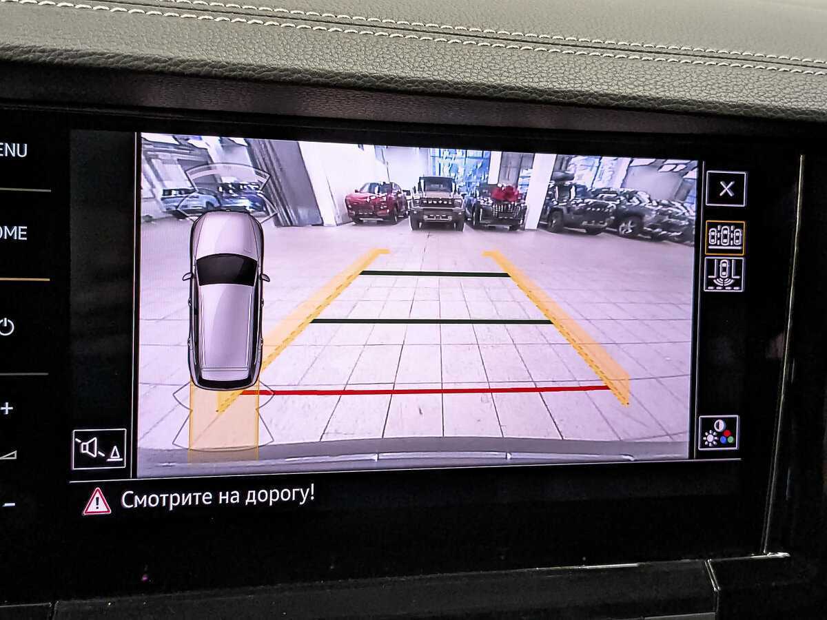 Б/У Фольксваген Туарег 2019 года. Фото: #25