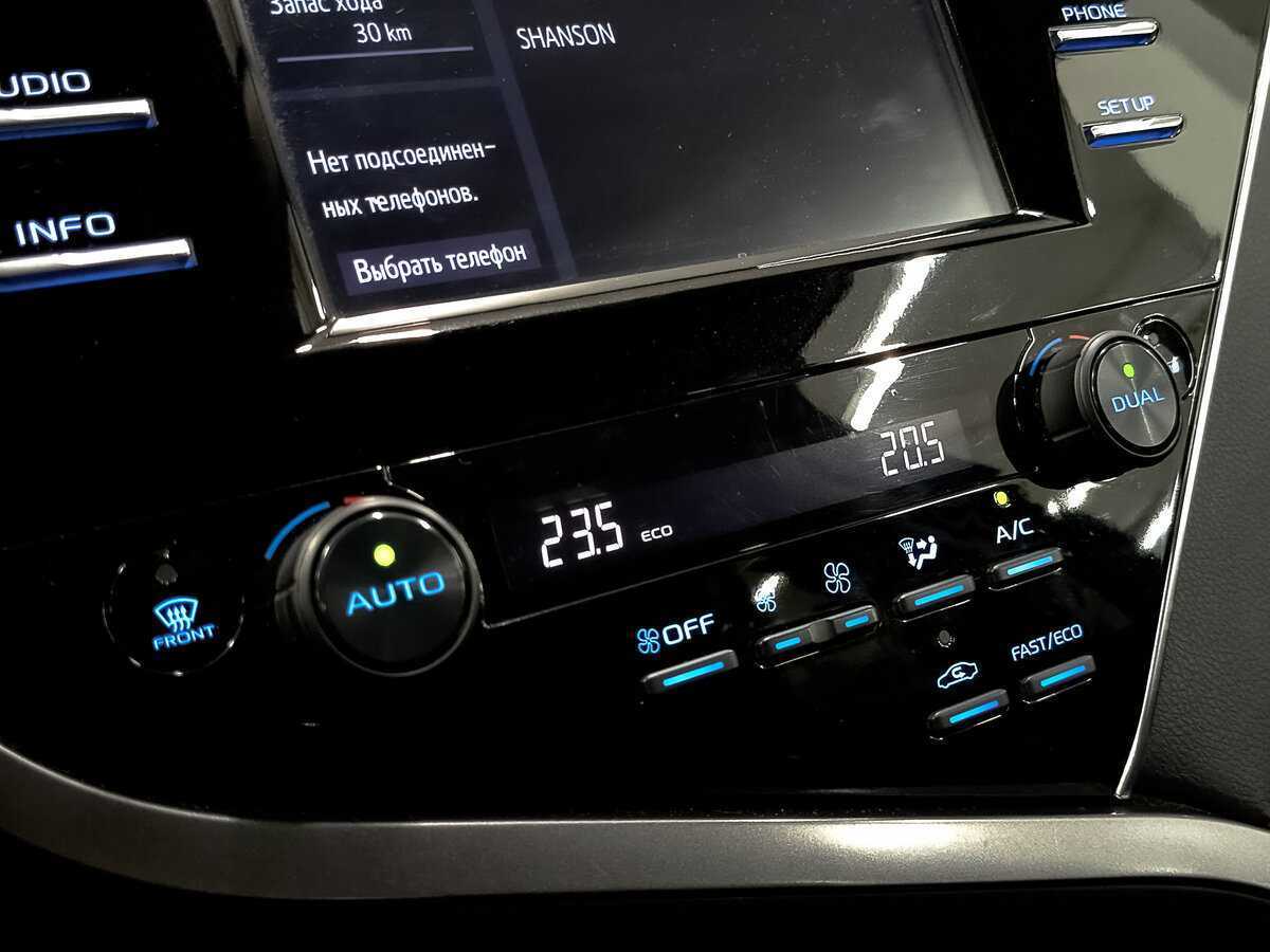 Б/У Тойота Камри 2020 года. Фото: #20