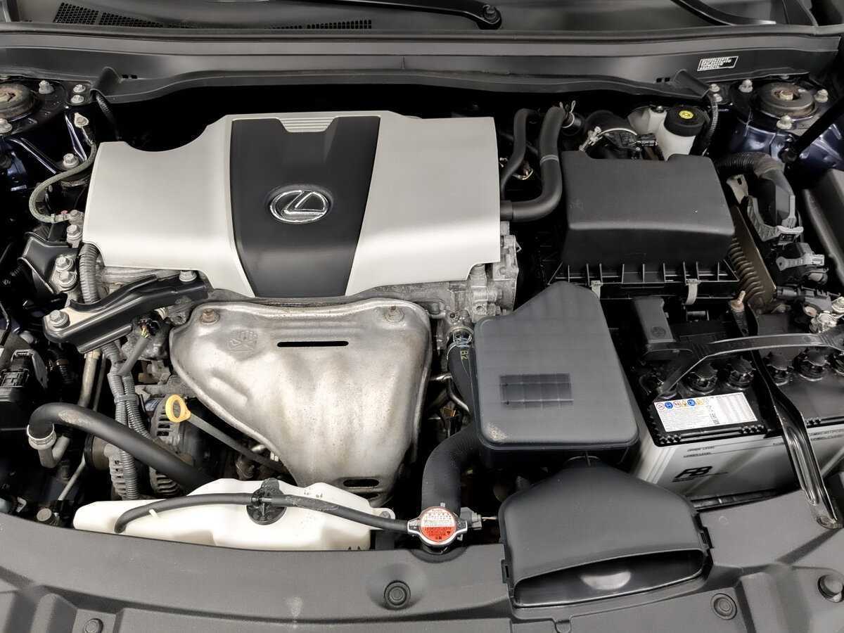 Б/У Лексус ЕС 2015 года. Фото: #8