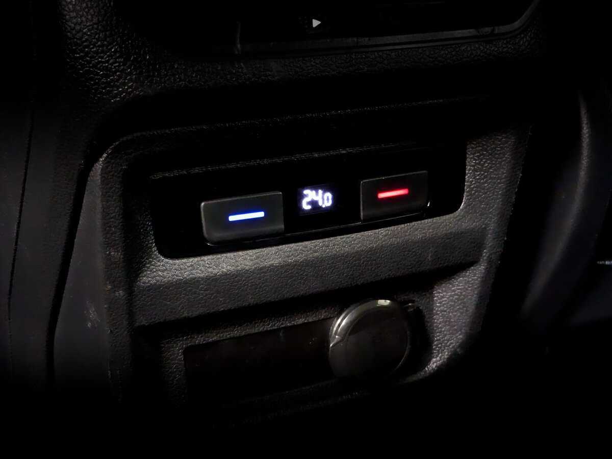 Б/У Фольксваген Тигуан 2021 года. Фото: #24