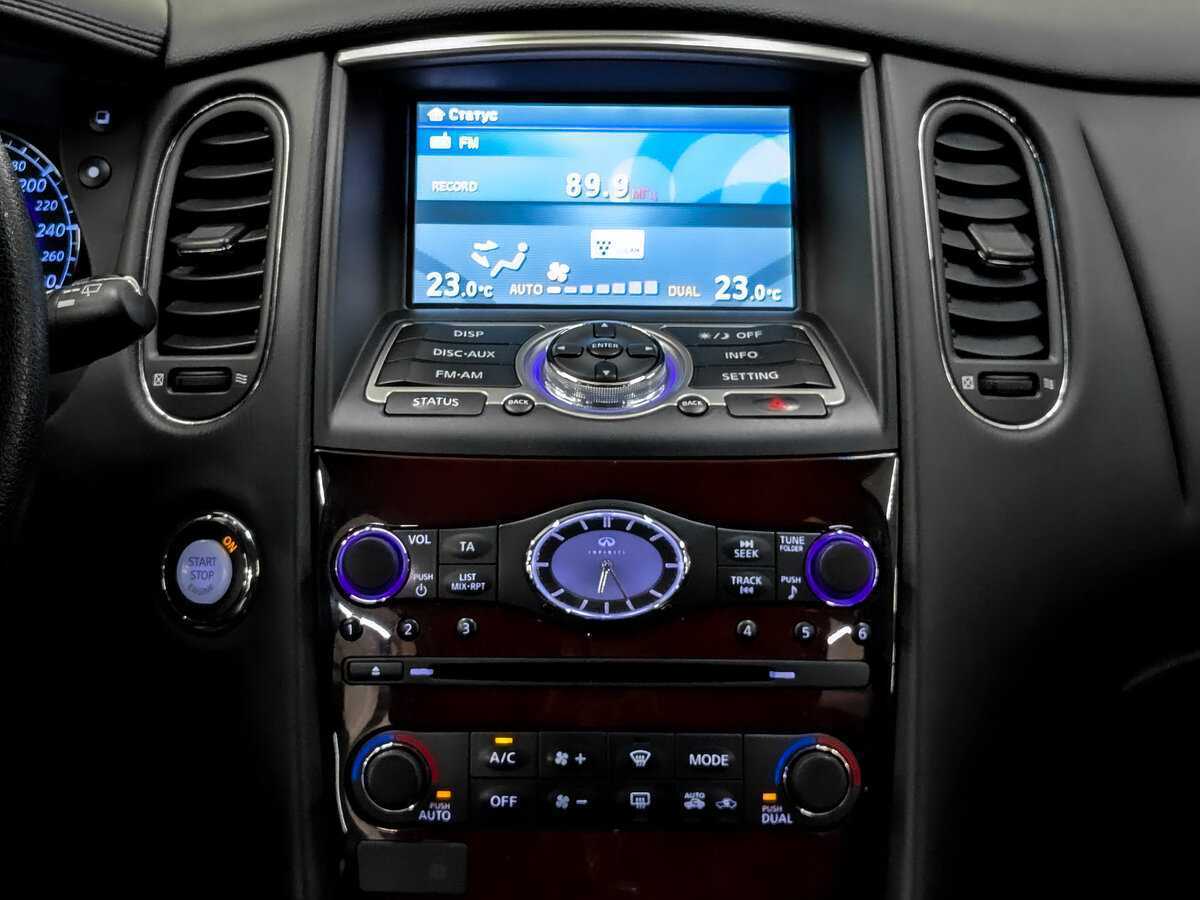 Б/У Инфинити К-Икс50 2016 года. Фото: #14