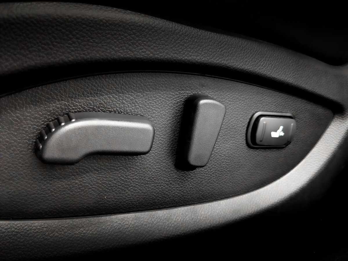 Б/У Инфинити К-Икс50 2016 года. Фото: #20