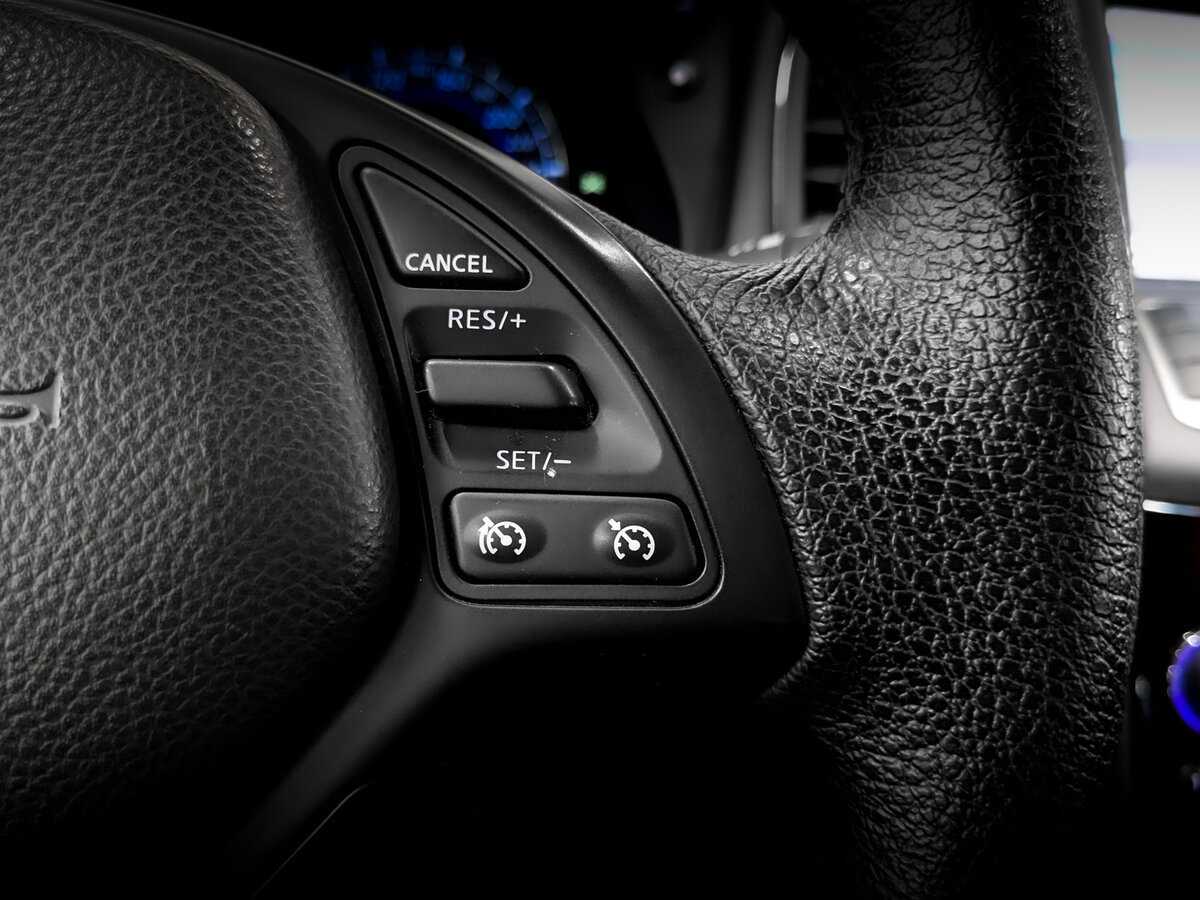 Б/У Инфинити К-Икс50 2016 года. Фото: #29