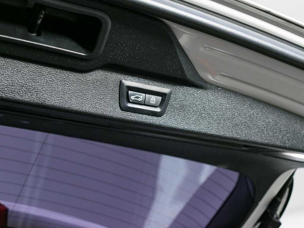 Б/У БМВ Икс5 2017 года. Фото: #7