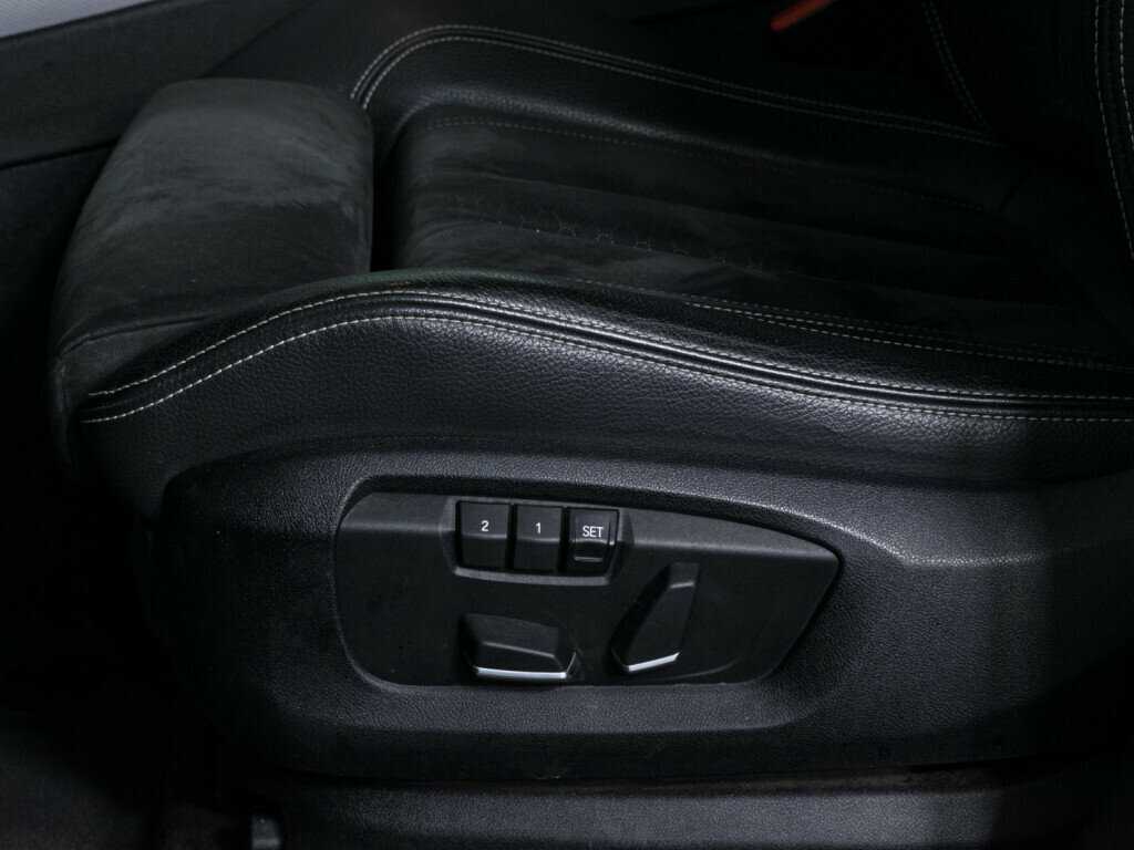 Б/У БМВ Икс5 2017 года. Фото: #19