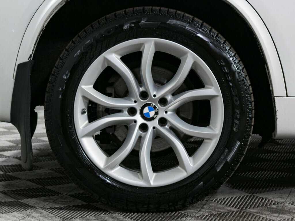 Б/У БМВ Икс5 2017 года. Фото: #20