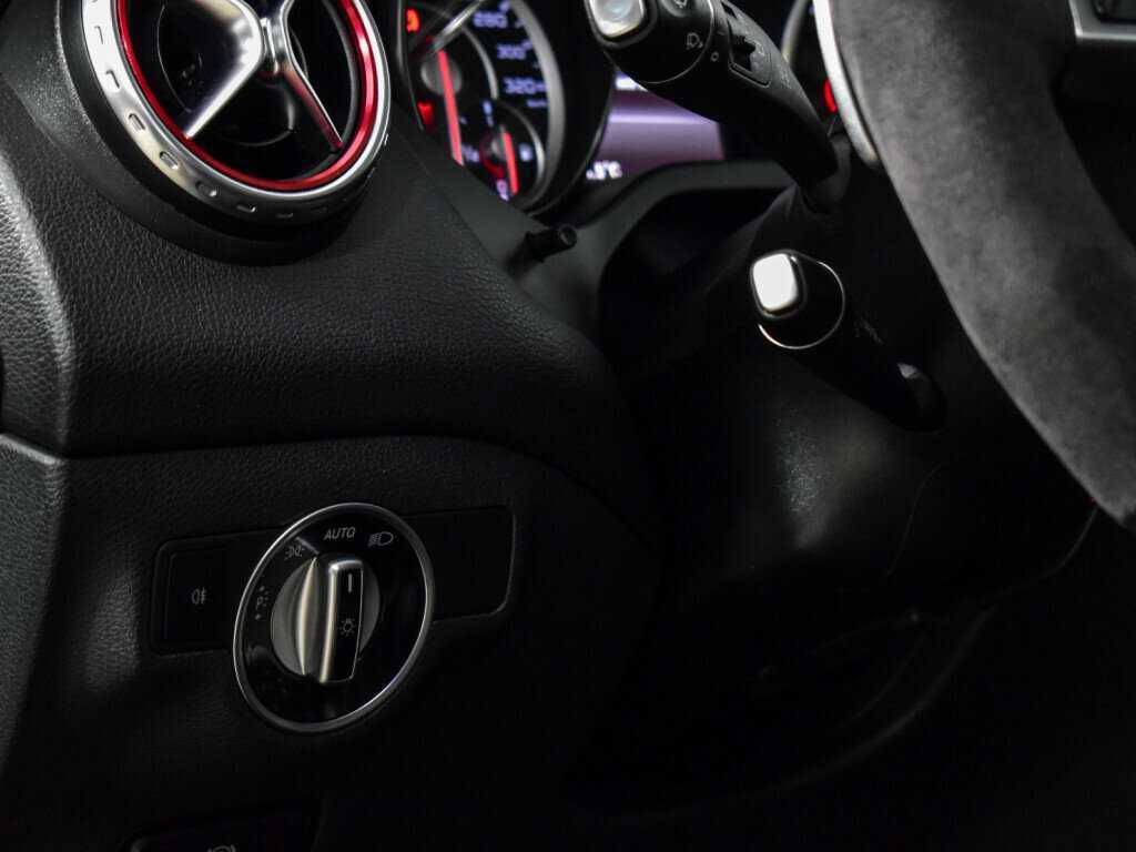 Б/У Мерседес-Бенц ГЛА АМГ 2015 года. Фото: #11