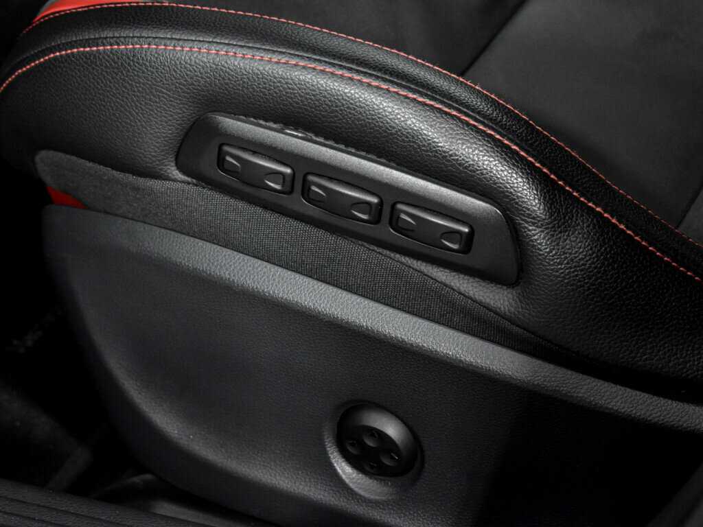 Б/У Мерседес-Бенц ГЛА АМГ 2015 года. Фото: #12