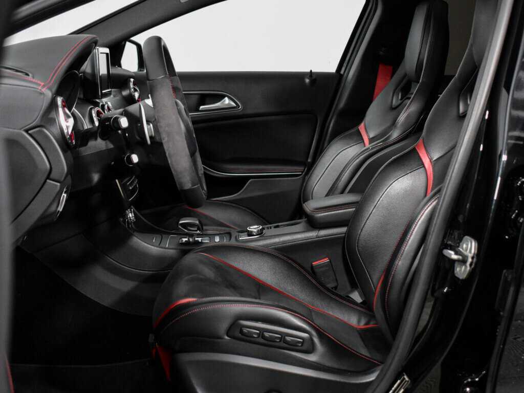 Б/У Мерседес-Бенц ГЛА АМГ 2015 года. Фото: #14