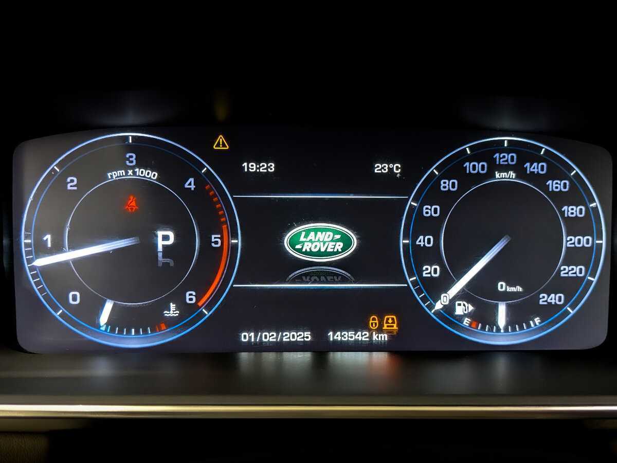 Б/У Лэнд Ровер Рэнж Ровер 2014 года. Фото: #12