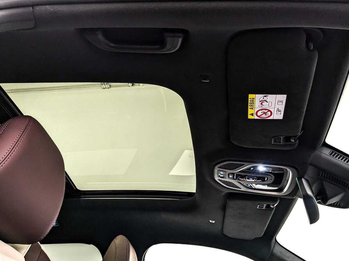 Б/У Джили Монжаро 2023 года. Фото: #22