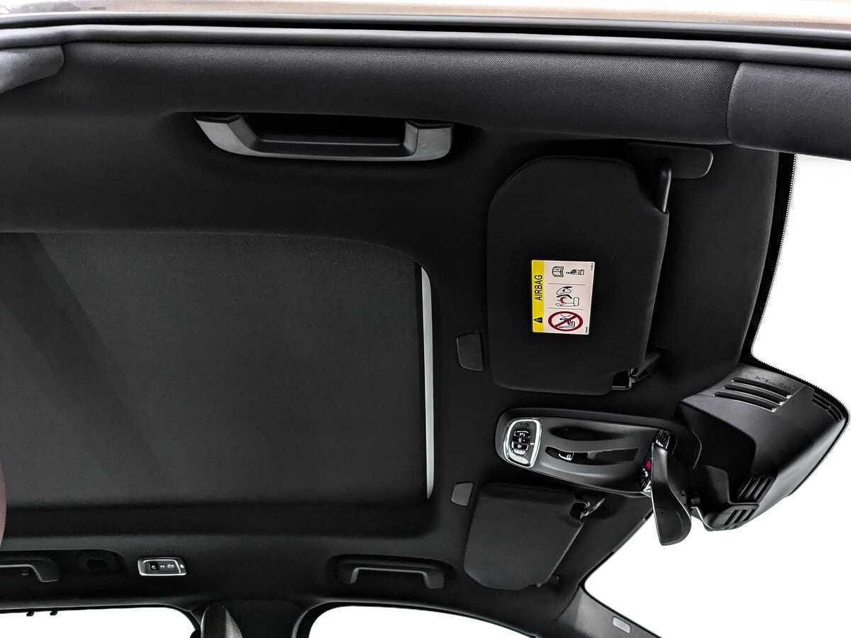 Б/У Вольво ИксЦ90 2020 года. Фото: #21