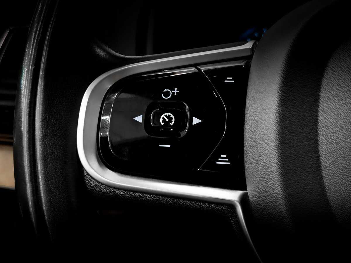 Б/У Вольво ИксЦ90 2020 года. Фото: #27