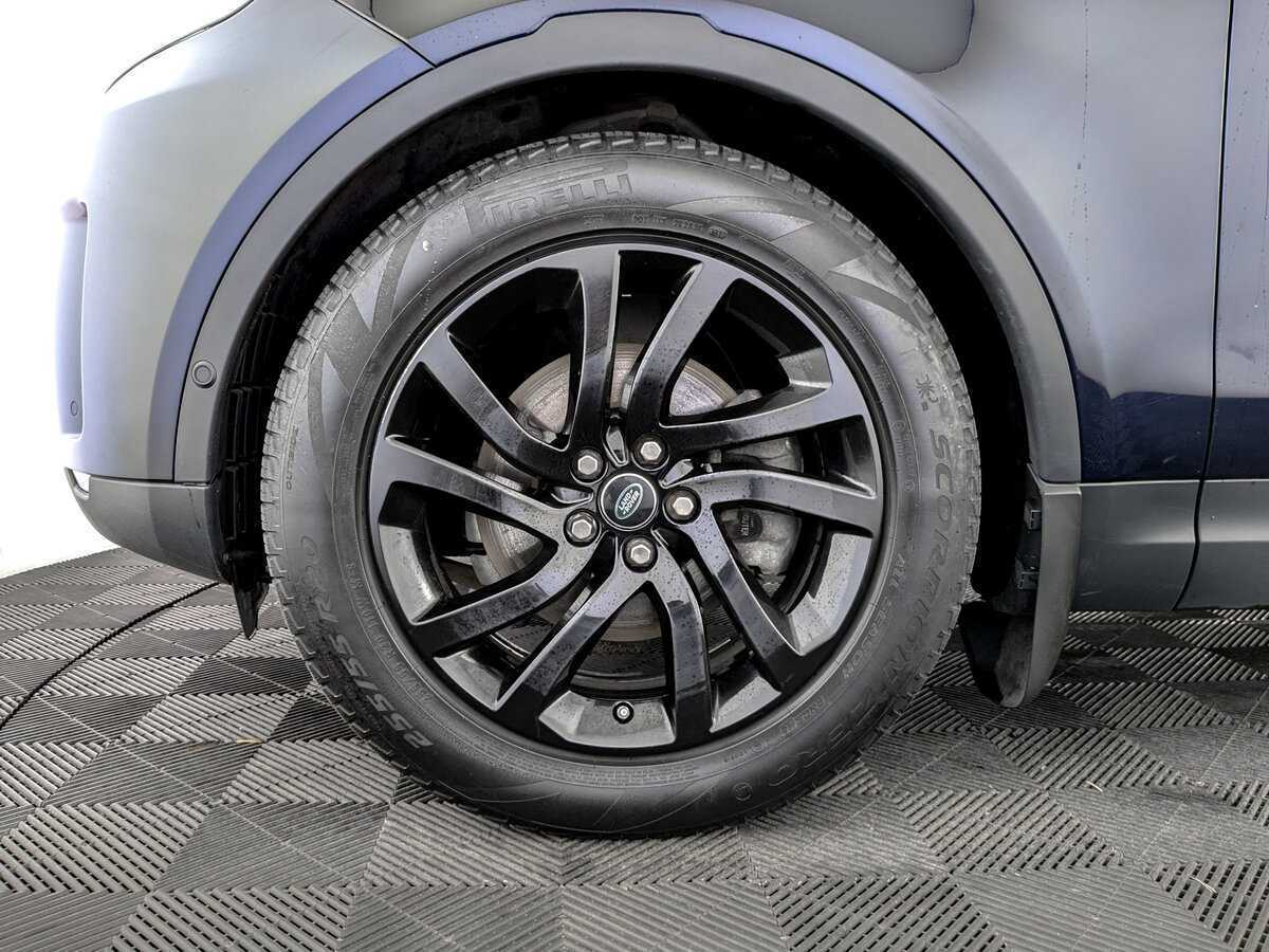 Б/У Лэнд Ровер Дискавери 2019 года. Фото: #16