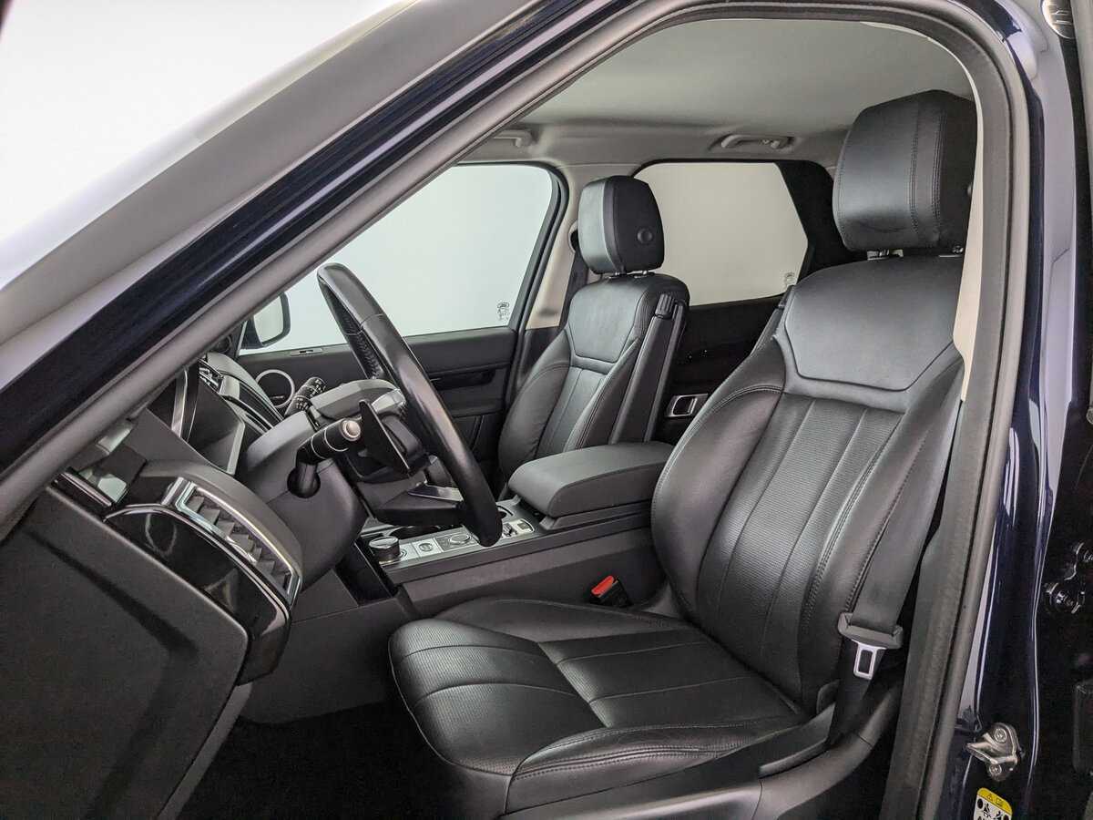 Б/У Лэнд Ровер Дискавери 2019 года. Фото: #18