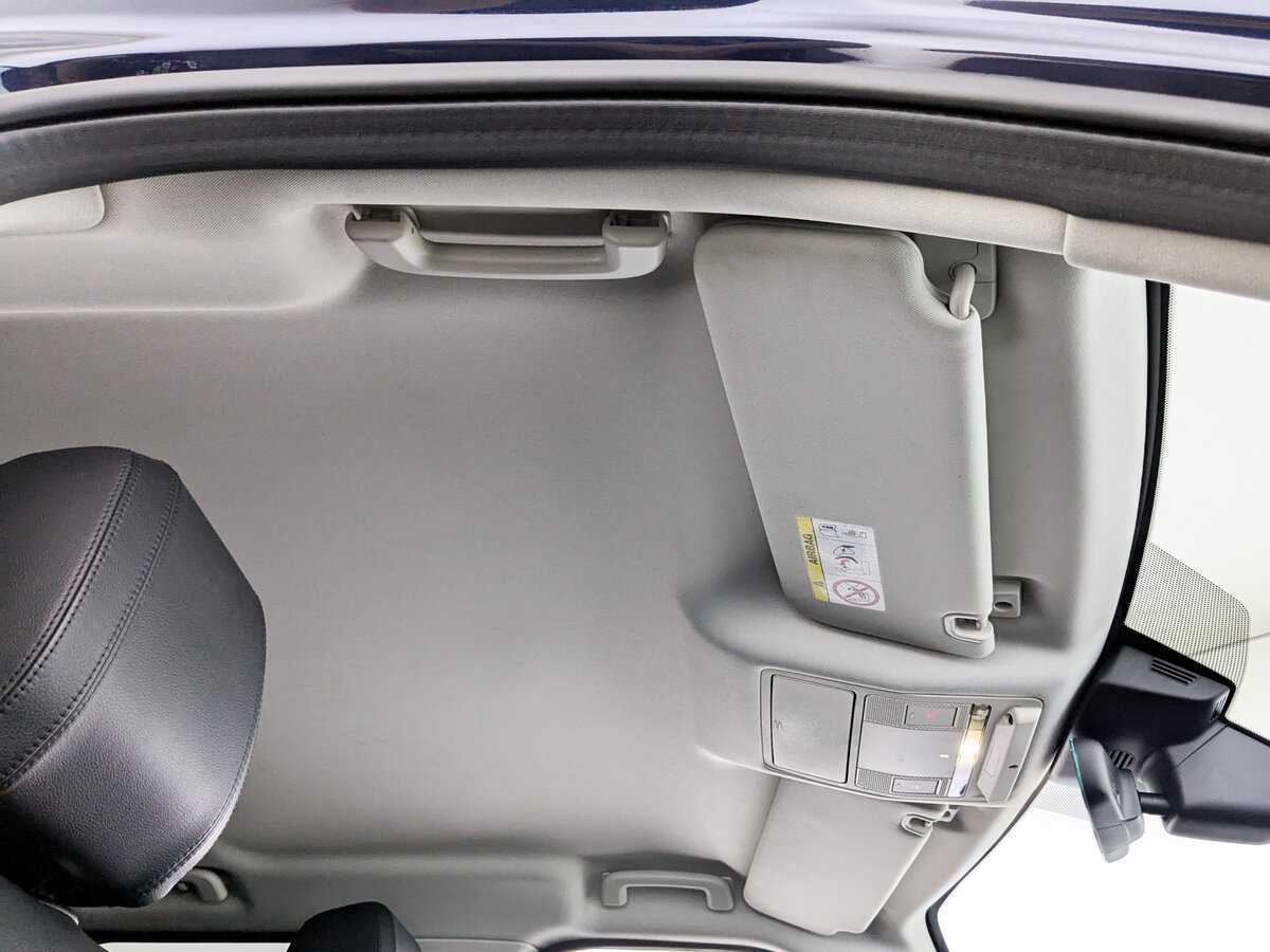 Б/У Лэнд Ровер Дискавери 2019 года. Фото: #22