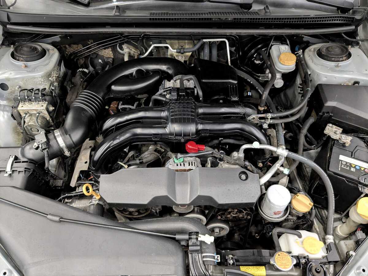 Б/У Субару ИксВи 2013 года. Фото: #8