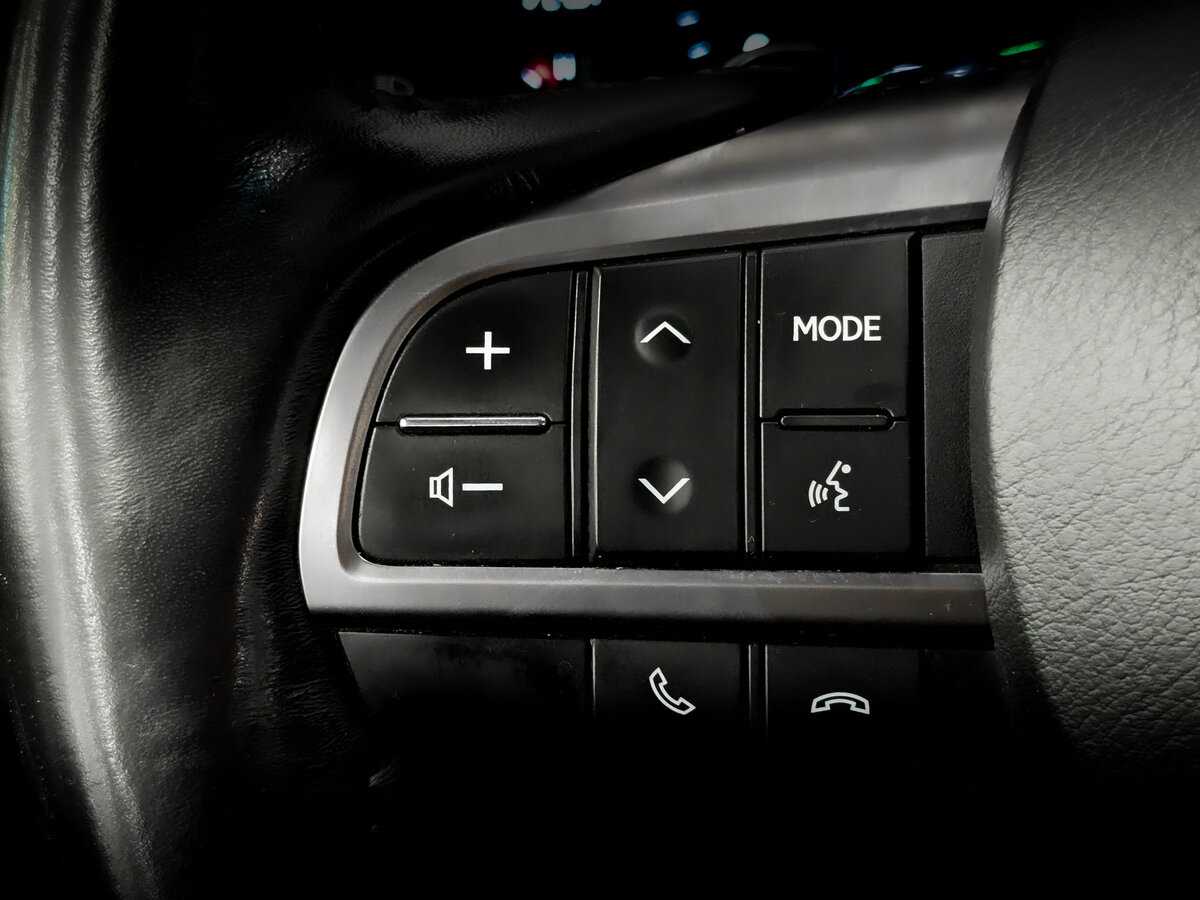 Б/У Лексус Л-Икс 2017 года. Фото: #27