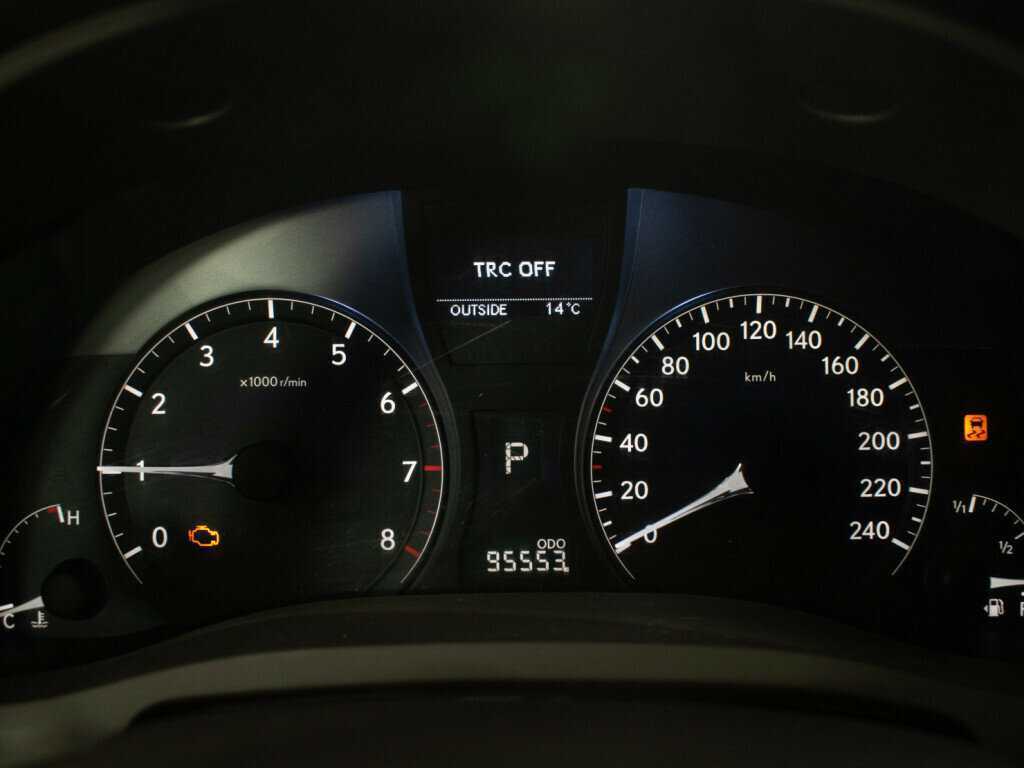 Б/У Лексус Р-Икс 2012 года. Фото: #11