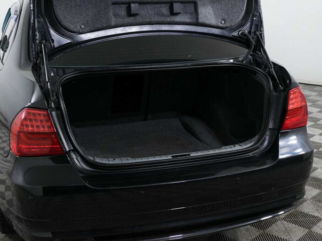 Б/У БМВ 3 серии 2010 года. Фото: #6