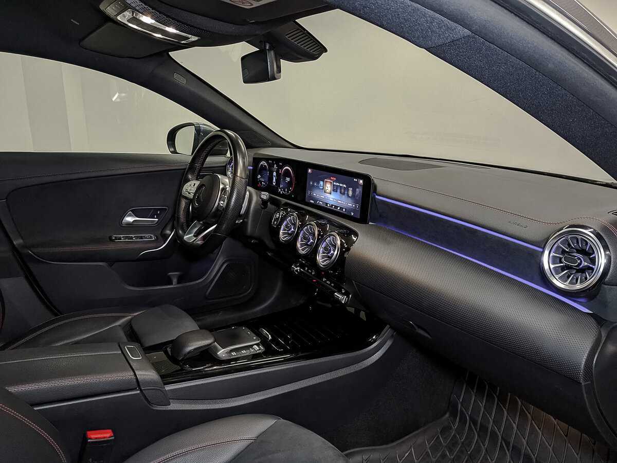 Б/У Мерседес-Бенц КЛА 2021 года. Фото: #12