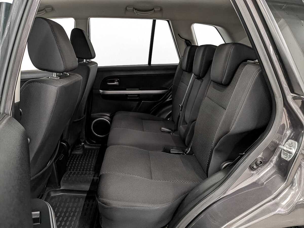 Б/У Сузуки Гранд Витара 2011 года. Фото: #16