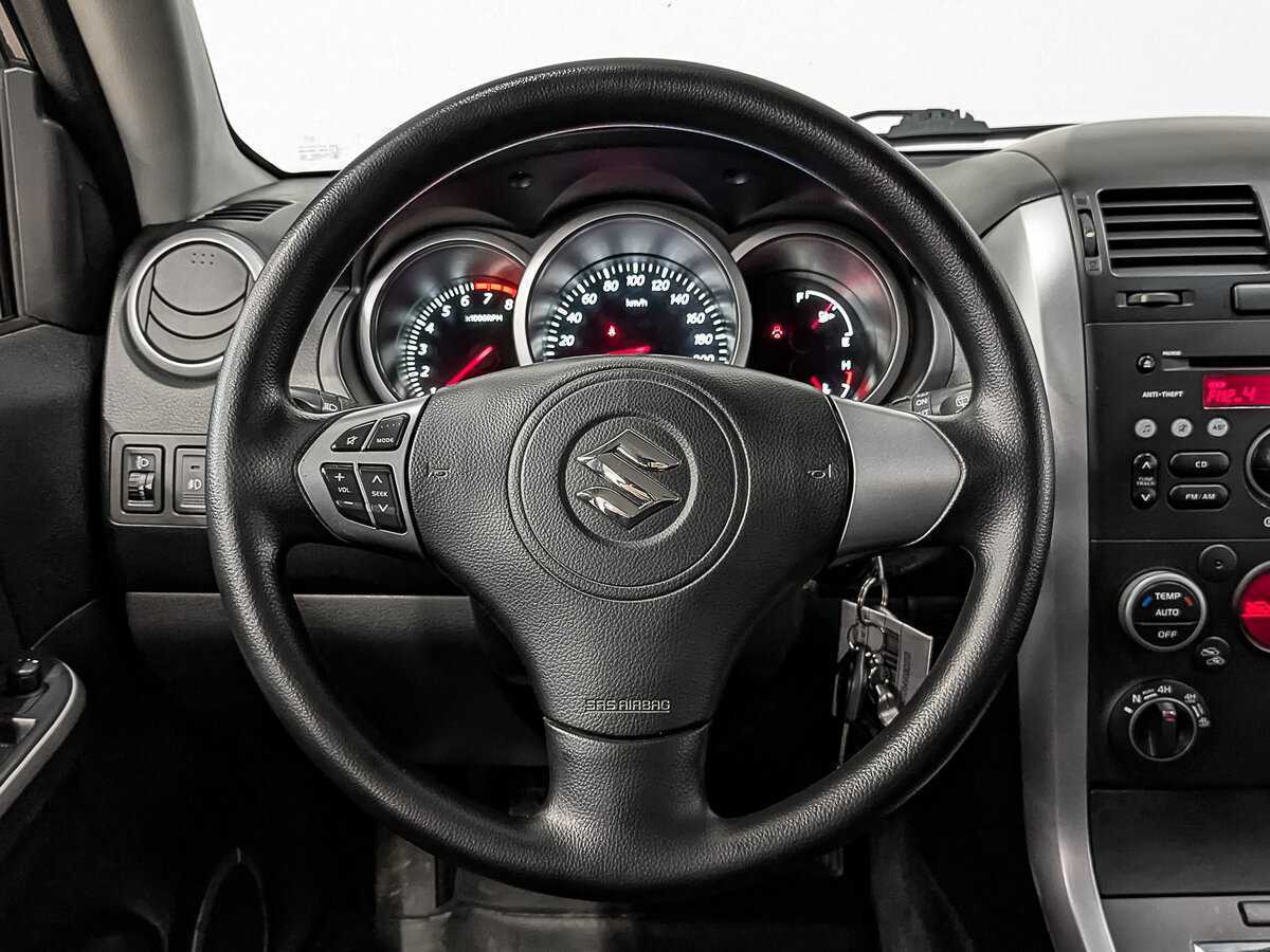 Б/У Сузуки Гранд Витара 2011 года. Фото: #19