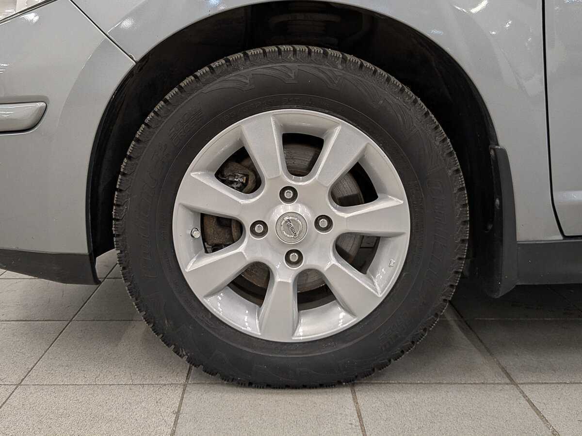 Б/У Ниссан Тиида 2008 года. Фото: #11