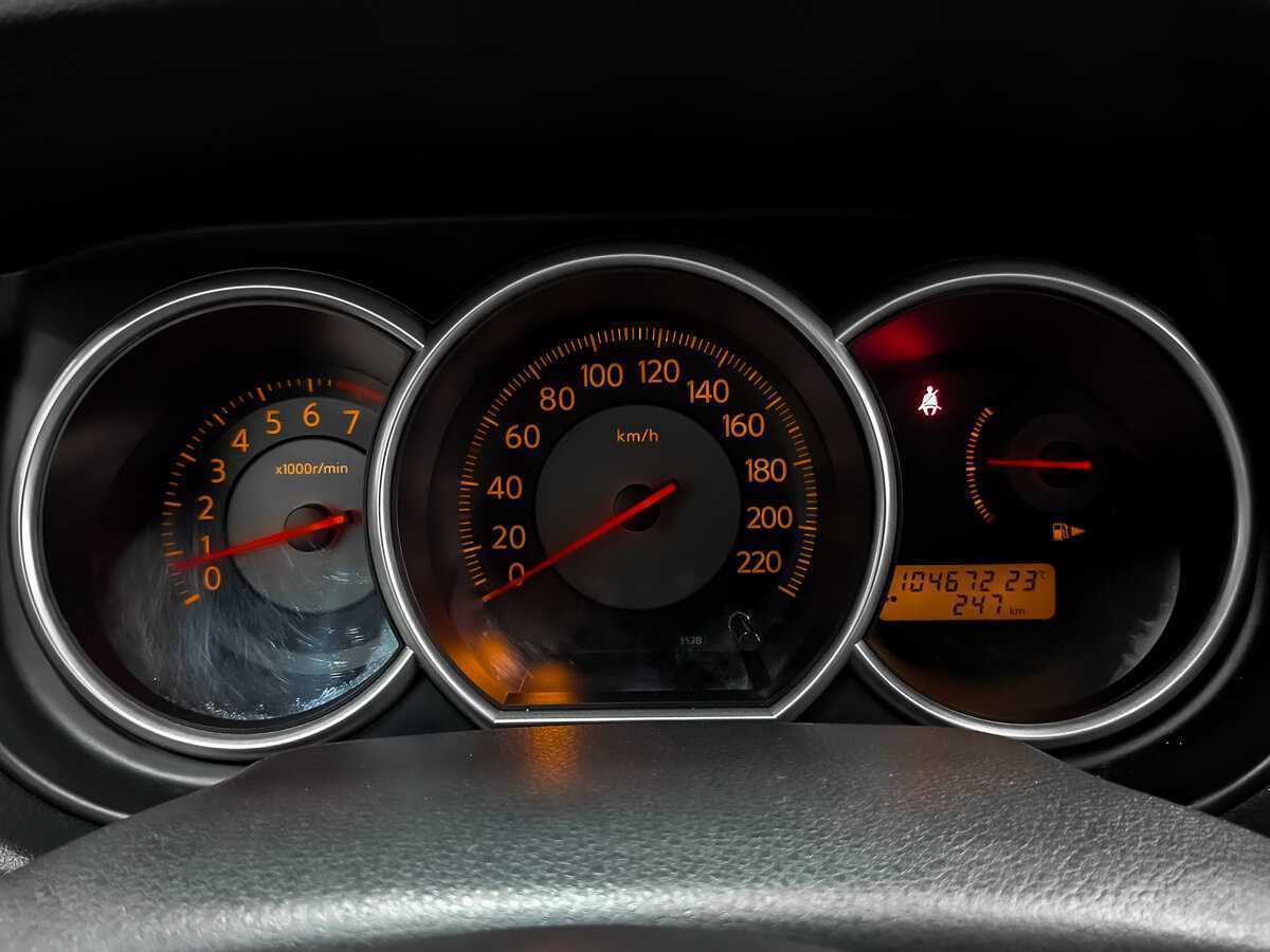 Б/У Ниссан Тиида 2008 года. Фото: #14