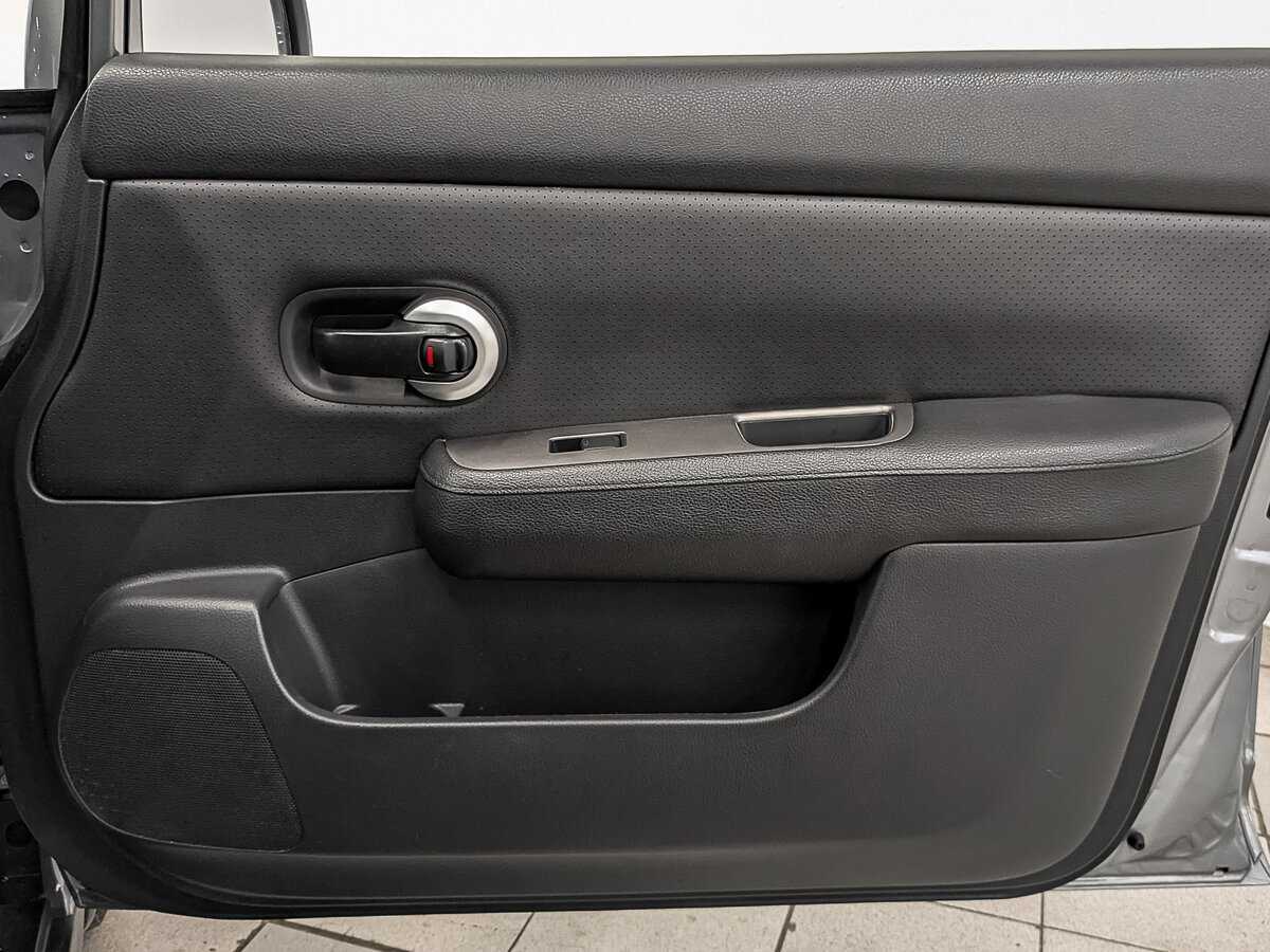 Б/У Ниссан Тиида 2008 года. Фото: #23