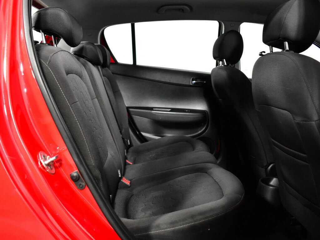 Б/У Хендай ай20 2009 года. Фото: #9