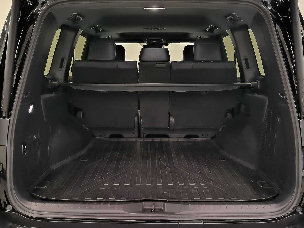 Б/У Тойота Лэнд Крузер 2021 года. Фото: #9