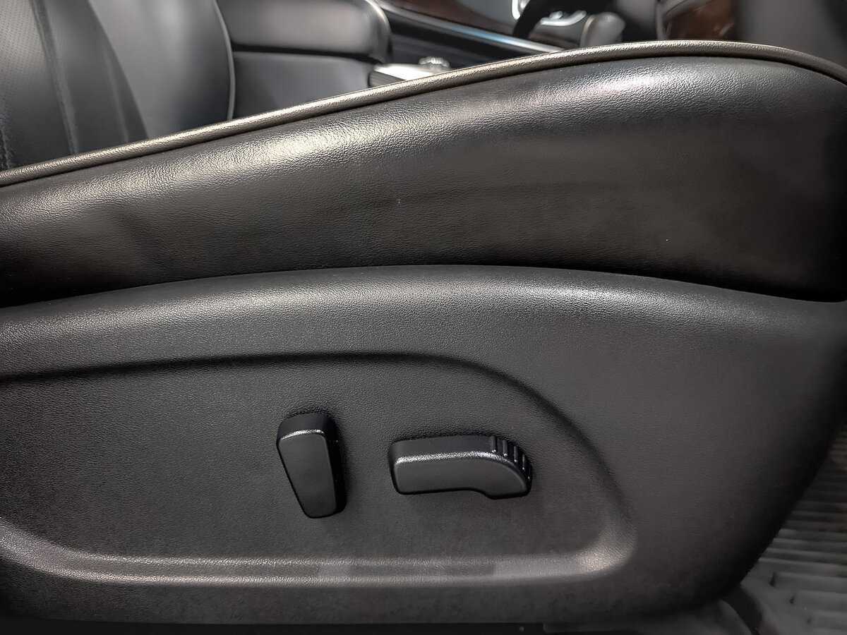 Б/У Инфинити К-Икс60 2014 года. Фото: #26