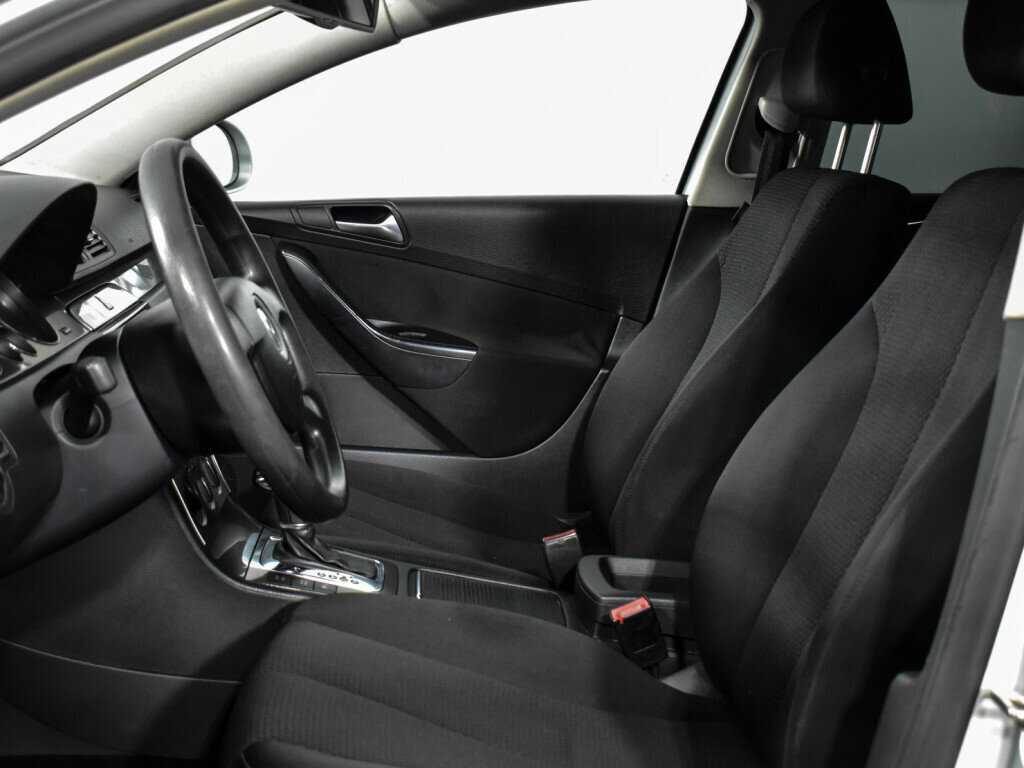 Б/У Фольксваген Пассат 2008 года. Фото: #5