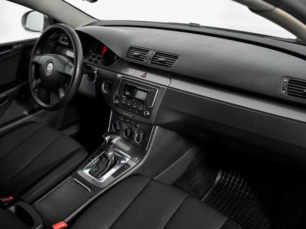 Б/У Фольксваген Пассат 2008 года. Фото: #7