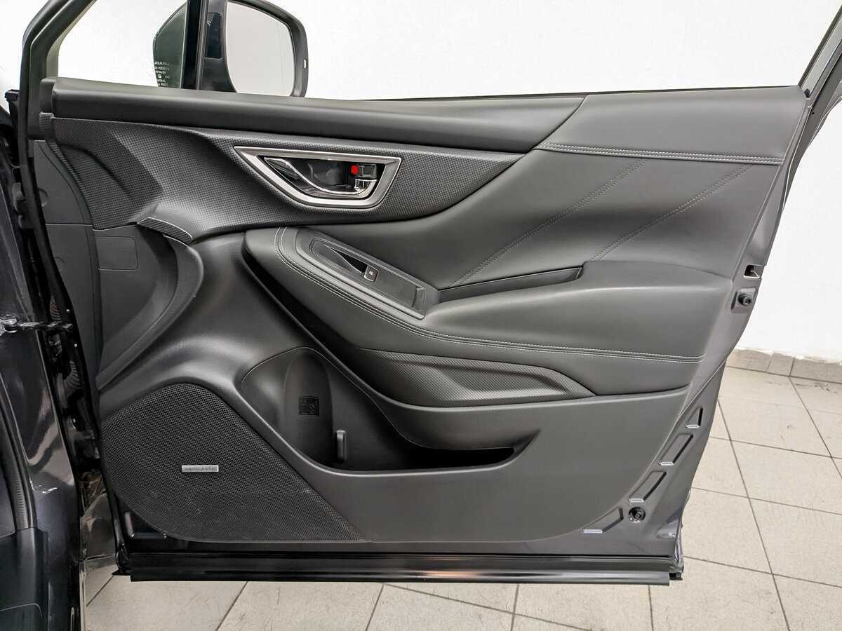 Б/У Субару Форестер 2019 года. Фото: #25