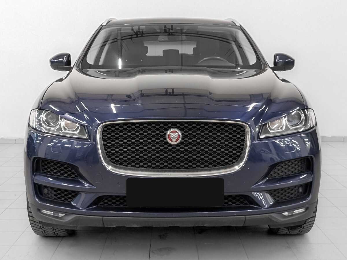 Б/У Ягуар Ф-Пэйс 2017 года. Фото: #1