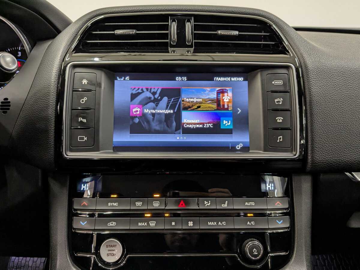 Б/У Ягуар Ф-Пэйс 2017 года. Фото: #14