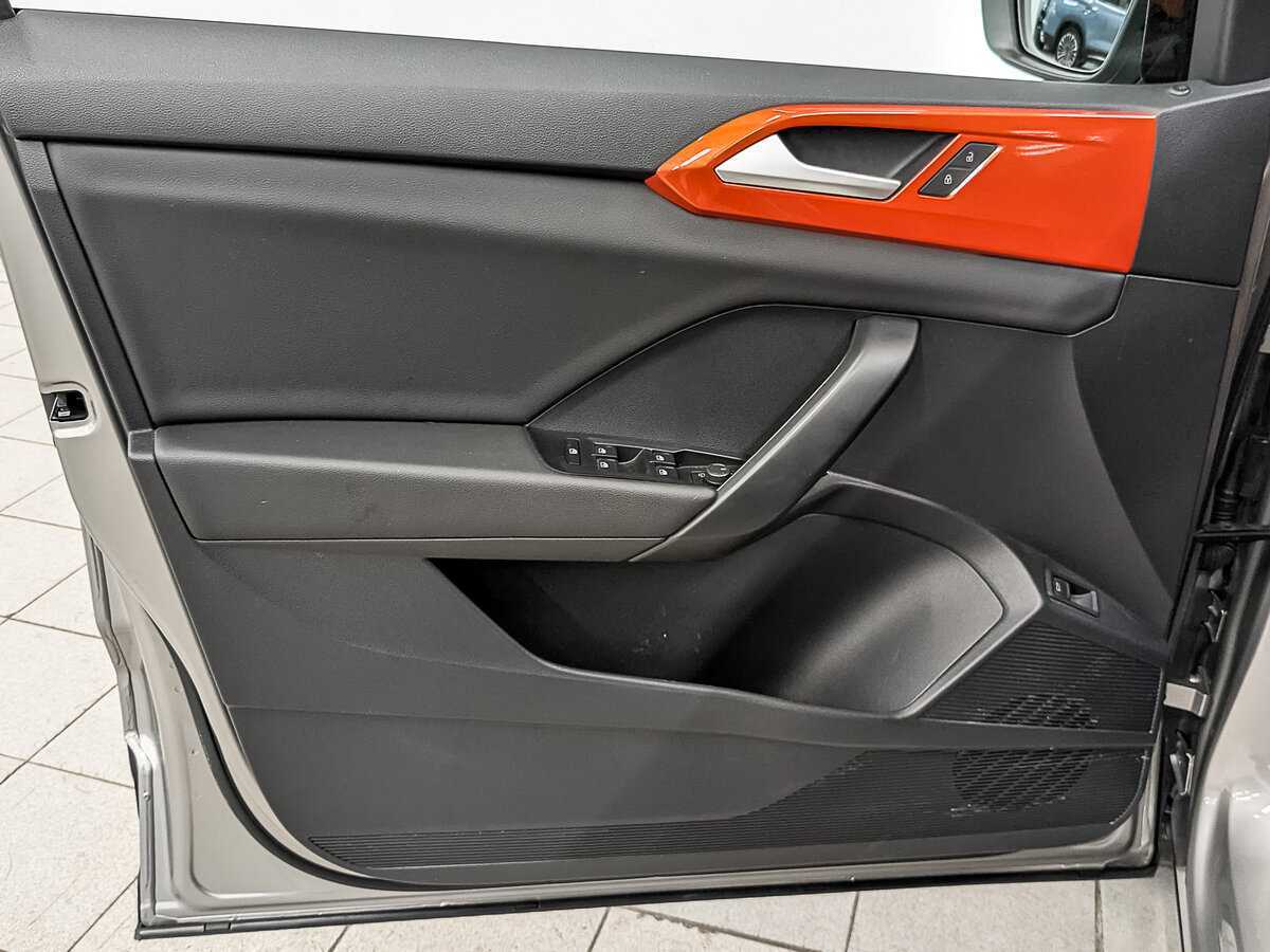 Б/У Фольксваген Таос 2021 года. Фото: #18