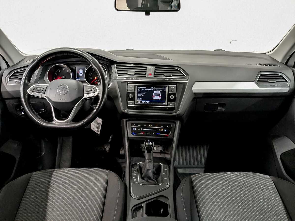 Б/У Фольксваген Тигуан 2021 года. Фото: #13