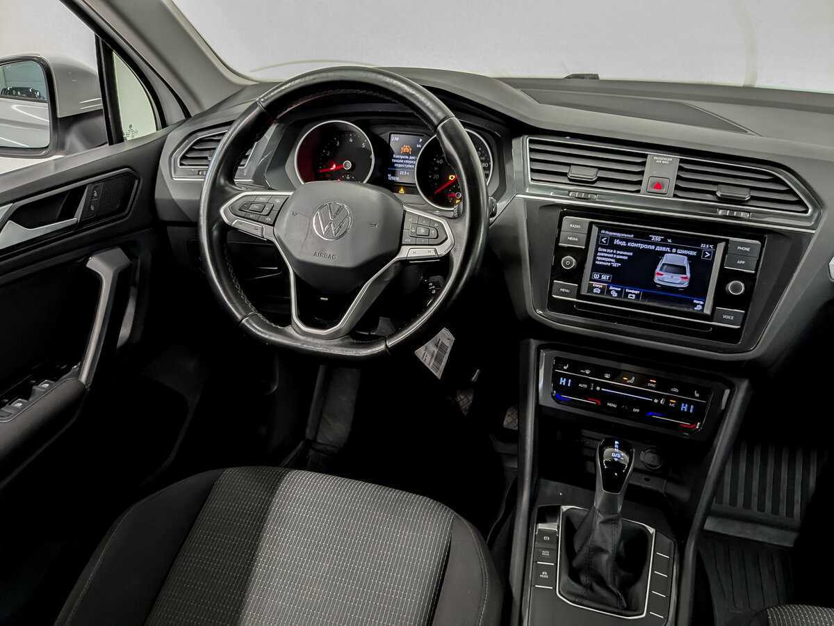 Б/У Фольксваген Тигуан 2021 года. Фото: #26