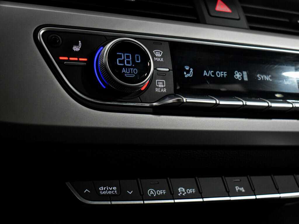 Б/У Ауди А4 2020 года. Фото: #16