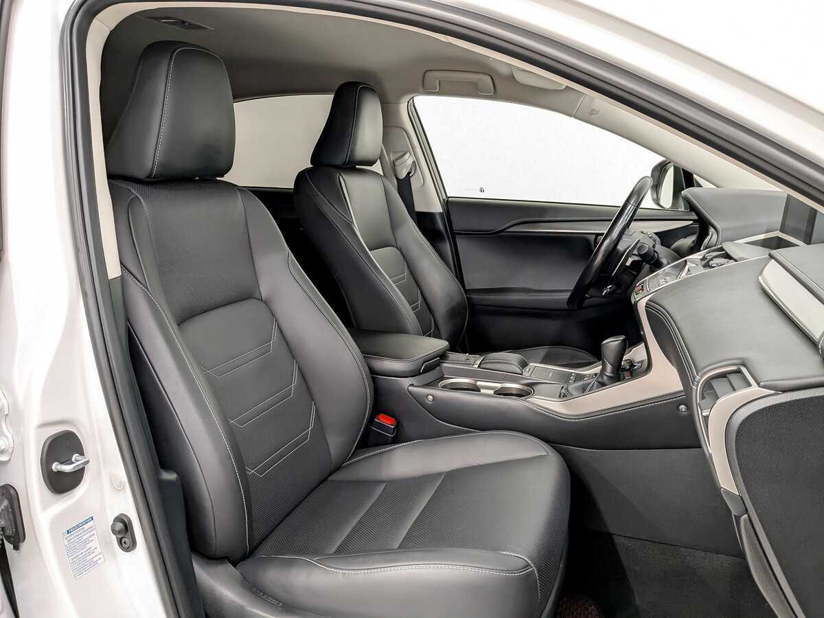 Б/У Лексус Н-Икс 2019 года. Фото: #21