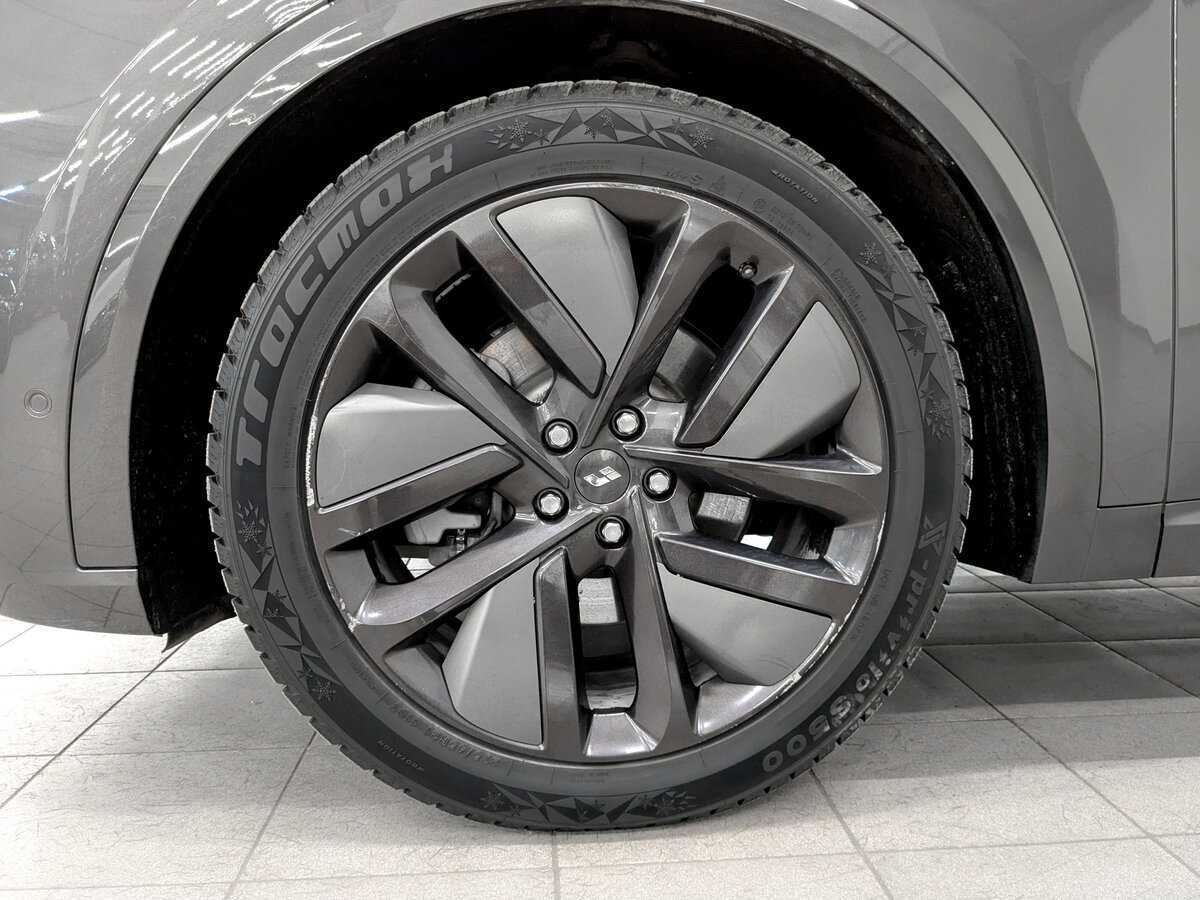 Б/У ЛиСян Л9 2023 года. Фото: #17