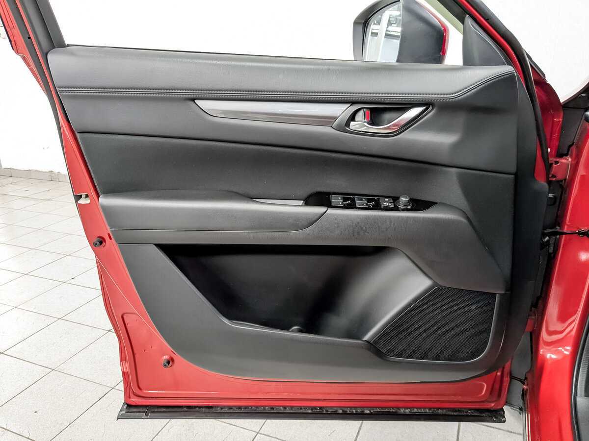 Б/У Мазда Ц-Икс-5 2021 года. Фото: #18