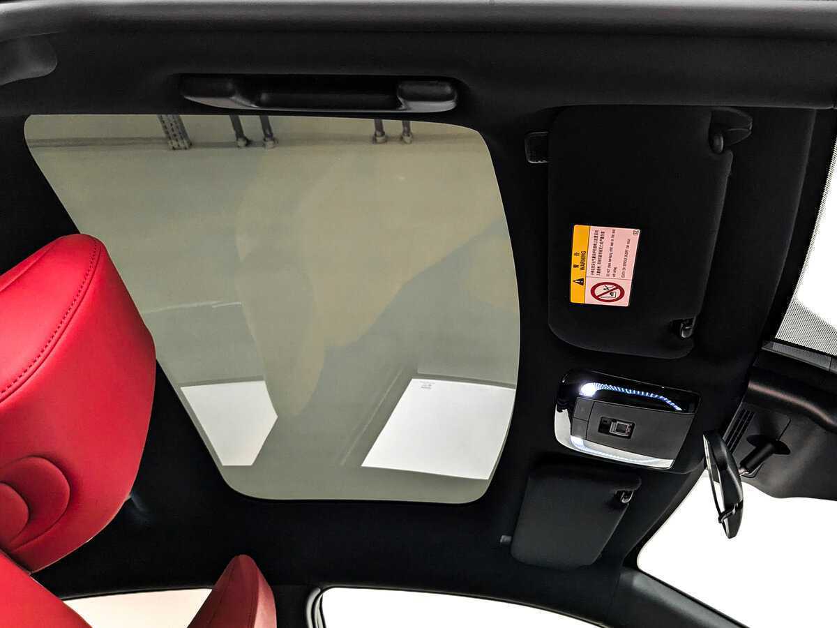 Б/У Тойота Камри 2024 года. Фото: #20