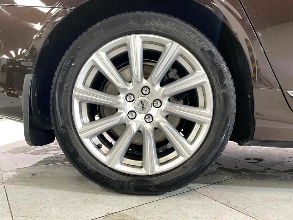 Б/У Вольво С90 2019 года. Фото: #14