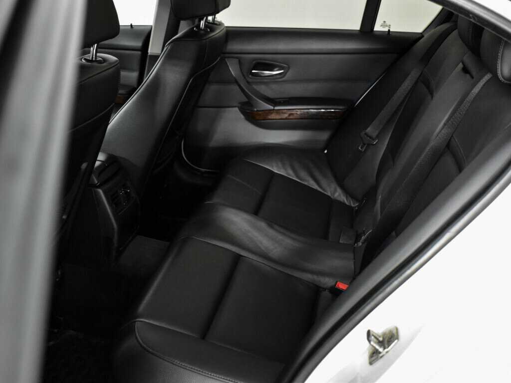 Б/У БМВ 3 серии 2009 года. Фото: #10